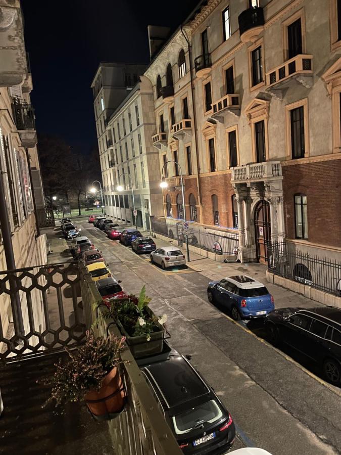 Emozione Torino - Affascinante, Silenzioso, In Palazzo D'Epoca Pressi Piazza Solferino Apartment Exterior photo
